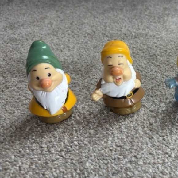 Little People Other - ONLY dwarfs